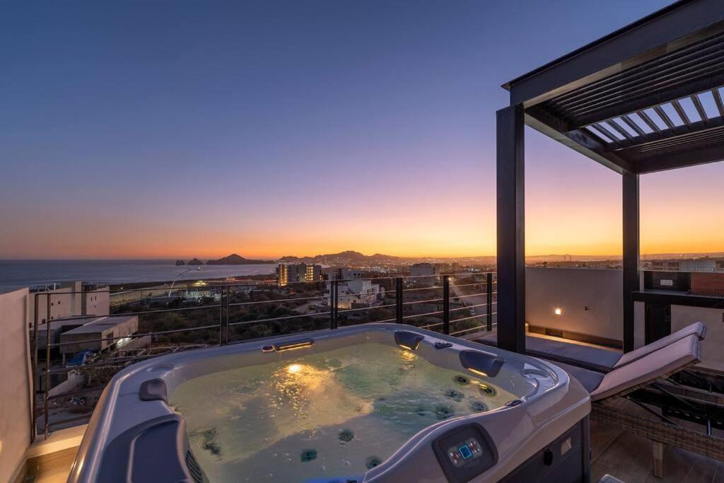 Best View Rooftop With Heated Jacuzzi Apartment Cabo San Lucas Exterior photo